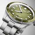 Oris Oris Divers Sixty‑Five 01 733 7707 4057-07 8 20 18  наручные мужские часы фото под углом.
